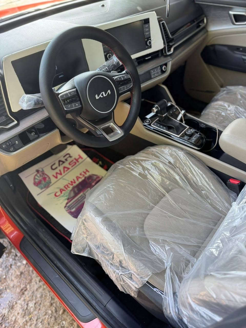 سبورتج خليجي وكالة نيم موديل 2024 ماشية 28 الف جديدة بمعنى الكلمة مكفولة من الصبغ والبارد عدا شخط كد اربع اصابع 
 
بصمة وتشغيل عن بعد 
اشاير بالمري 
رادار جانبي 
4 انضمة قيادة 
ايكو سبورت منحدرات 
عادي 
تحكم جهتين ومثبت سرعة حساسات 
السيارة مكفولة كفالة عامة 

السعر 227 وبيها مجال 

مكان السيارة بغداد الاعظمية 
 
***********
