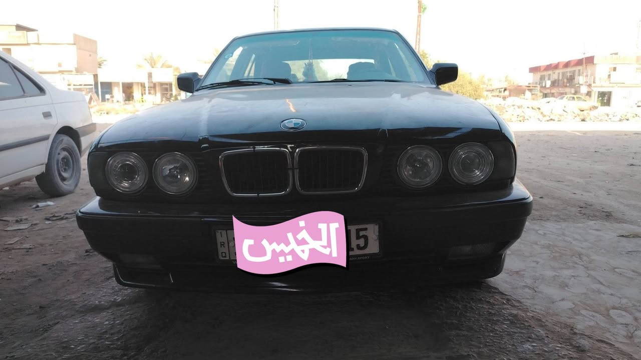 سلام عليكم بي ام دبليو سيارة جاهزة كير. محرك ضفيرة بلدي شركة السيارة مصبوغة عام الإجمالية رقم دولي جديد كبل تحول تبريد ثلج سنتر لوك وية اربع جام من تقفل يصعد بجم عريض M سياره جاهزة يعني مذب عليه ربع رقمي *********** وتساب السعر ٥٥ وبيهة مجال  

ملاحضة السيارة بعدهة ممبولشة ولة مخسولة 
السيارة مال جناي
