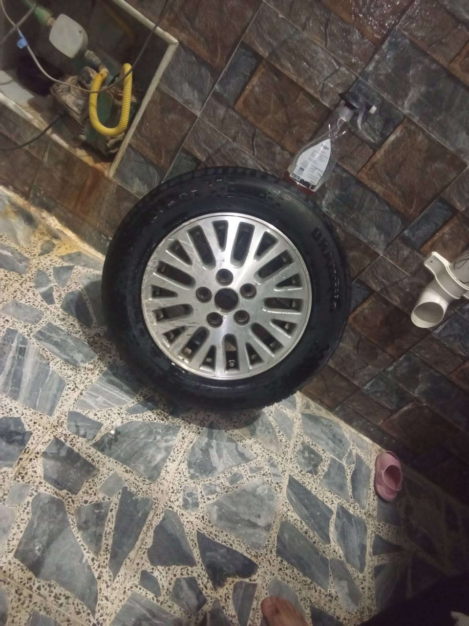زوج تايرات ملكه هنه ويل للبيع سعرهن 100 
نضافه 90ب100


**إذا كنت صاحب هذا الإعلان وتريد حذفه لأي سبب، رجاءا أرسل رسالة إلى الدعم الفني**
