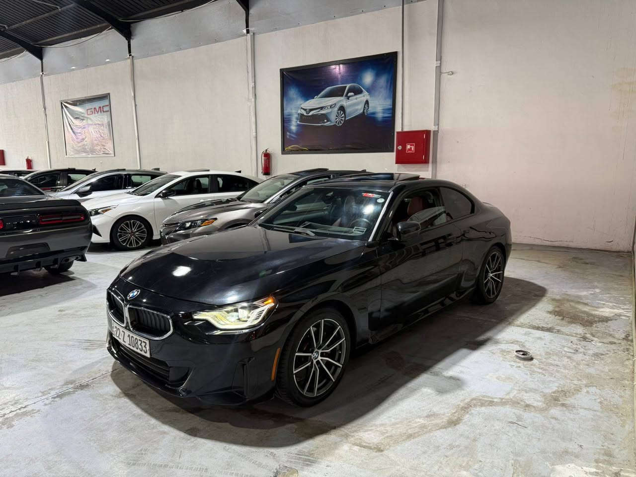 السلام عليكم
للبيع
BMW 230i موديل 2023
مواصفات السيارة:
داخل جلد احمر تحكم كهرباء وتدفئة
داتشو كبير
شاشة متصل
كامرة
حساس امامي خلفي
رادار
تحديد مسار
سلايد روف
ومواصفات البي ام المعروفة
السيارة ماشية 40 الف كيلو وليس ميل
السيارة ايرباكات كلها بلادي بدون دواخل وشواصي شرط
الصبغ ٣ قطع وقطعتين كلير امريكي(جاملغ وباب السايق) صور السونار مرفقة وصور الحادث
السعر المطلوب 235 ورقة وبيها مجال بسيط
مكان السيارة اربيل (مخليها بمعرض نجوم البصرة) 
رقم التلفون ***********
