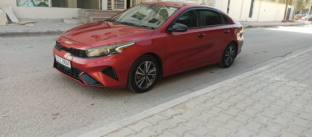 سلام عليكم الاستفسار *********** السعر130 للبيع كيه فورتي موديل 2023 وارد امريكي حادثه جملغ وبنيد صبغ فقط  صور الحادث بلمنشور كير ومحرك وحداديه مكفولات سياره جديده ماشيه40  محرك2000 دوش مامفتوح جديد السياره مكفوله من بارد وشخوط السعر 130
موصفات شاشه كامره تحكم جهتين أشار بلمرايه رادارات بعد بعد بيه موصفات رقم بغداد مشروع وطني سنويه لعد 2030
