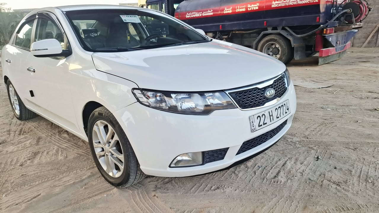 السلام عليكم سيراتو 2011 بيه قطعتيت مبدلات جاملغ وبنيد والباقي مكفول جاهزه من كلشي كير مكينه حداديه تخم تاير اي نقص ما بيه رقم انكليزي بسم كردي تريد وكاله تريد تحويل السعر 97 وبيه مجال قليل المكان طويريج ***********
