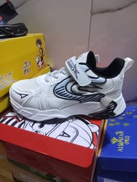 تنزيلات العيد • احذية اطفال • كوت الزهراء