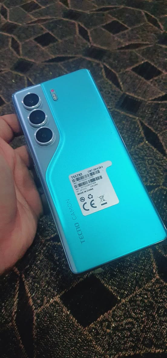 تكنو كامون 40 برو 5Gنضيف شرط مكفول من اي عطل الذاكرة 256السعر 235بي مجال قليل***********
