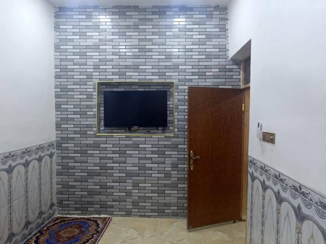 السلام عليكم بيت لبيع مساحة 75 بغداد الشعلة الدوانم مقابل ق7 الشارع الأخضر طابق ونص استفسار ع ***********
