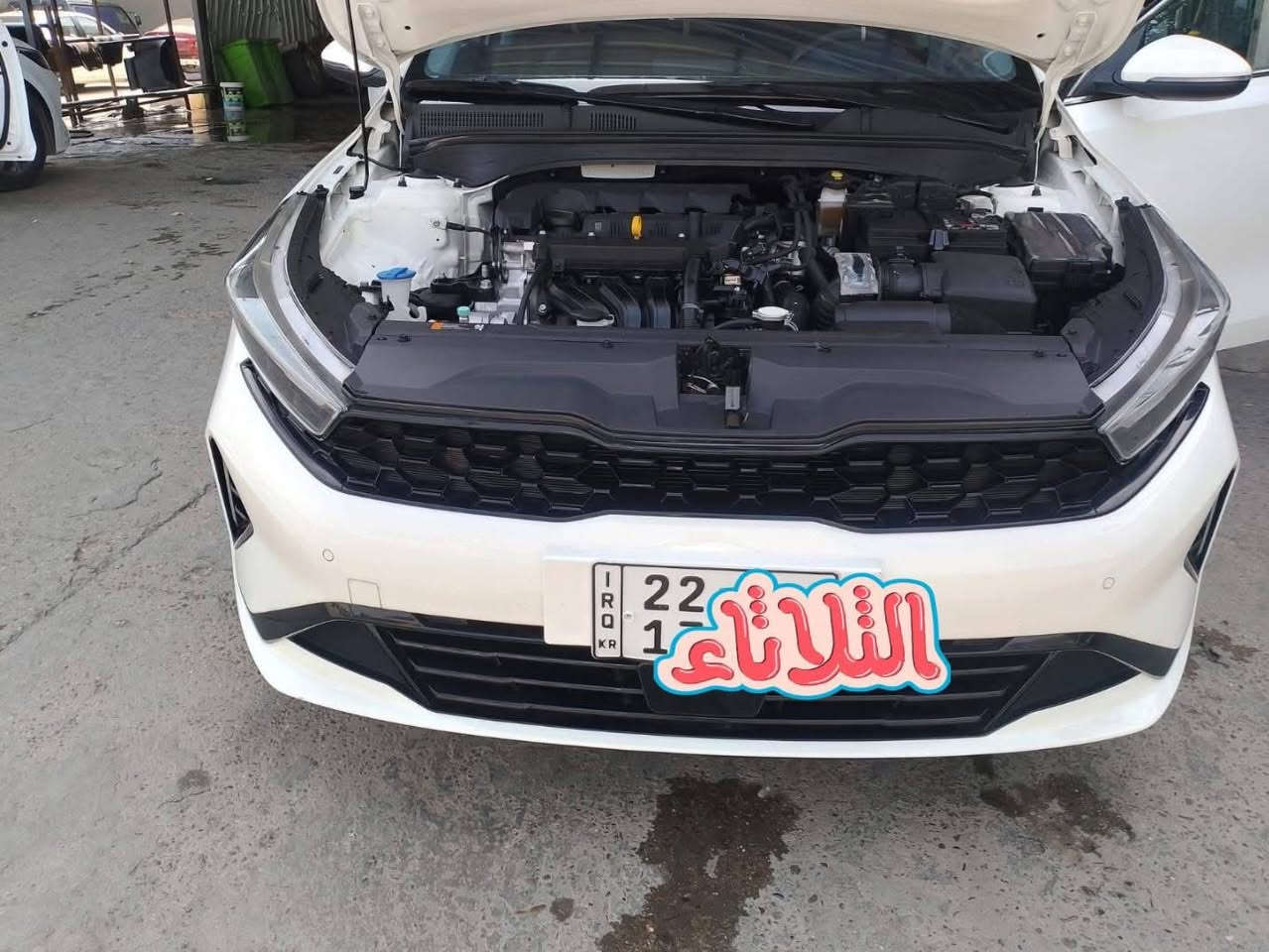 ⚙️ الأداء والمحرك
الجيل السادس من السيارة 🧬
​كير 8 سرعات موفر للبنزين ⚡
​استهلاك الوقود: 5 لتر / 100 كيلو ⛽
محرك 1500 دبل نوزل ..
​نظام قيادة متعدد (Drive Mode): Eco, Sport, Normal 🔄
​نظام Auto Hold ✋
​فرامل يد كهربائية (EPB) 🅿️
​🛡️ الأمان والسلامة
​مانع انزلاق (ESP) ⛸️
​نظام الفرامل المانع للانغلاق (ABS) 🛑
​توزيع إلكتروني لقوة الفرامل (EBD) ⚖️
​6 وسائد هوائية (Airbags) 🎈
​رادار مراقبة النقاط العمياء 👁️
​نظام تحديد المسار (Lane Keep Assist) 🛣️
​حساسات إطارات (TPMS) 🛞
​حساسات ركن أمامية وخلفية 🅿️🔊
​✨ التصميم الخارجي
​فتحة سقف بانوراما 🌌
​جنوط سبور 16 بوصة (لونين) 🛞
​كساحات دعامية وديفيوزر خلفي رياضي 🏁
​إضاءة LED أمامية وخلفية كاملة 💡
​عدسات Matrix LED مع إضاءة زينون 🔦
​فوانيس شبورة 🌫️
​أكر نيكل بلمسة ترحيبية وإضاءة 🗝️✨
​فريم زجاج نيكل بالكامل 🖼️
​مرايات ضم كهربائية 🪞
​بصمة أبواب (دخول ذكي) 🔑
​🛋️ التجهيزات الداخلية والرفاهية
​عدادات ديجيتال بالكامل 🖥️
​شاشة تدعم Apple CarPlay و Android Auto 📱
​كاميرا خلفية بزاوية 180 درجة 🎥
​كاميرات تسجيل أحداث الطريق 📹
​تكييف أوتوماتيك ثنائي المنطقة (Dual Zone) ❄️
​كراسي جلد فاخرة 💺
​عجلة قيادة متعددة الوظائف (Multi-Function) 🕹️
​طارة تيلسكوبية (6 اتجاهات) ↕️
​مسند يد أمامي وخلفي ومخادع 🛋️
​إضاءة سقف (أباجورات) وأكر داخلية نيكل ✨
​مرايا داخلية ذاتية التعتيم 🕶️
​حساسات مطر للمساحات 🌧️
​🔌 التكنولوجيا والاتصال
​مخارج شحن USB و Type C (أمامية وخلفية) 🔋
​مخرج كهرباء إضافي ⚡
​زجاج خلفي حراري 🌡️
ماشية 5000 على أيدي استلمتها 0 كم
مكفولة من اسم الشخط 
​مكان السيارة صلاح الدين تكريت 
السعر 150 وبيها مجال قليل لعيونكم ..
​📞 للتواصل ***********
