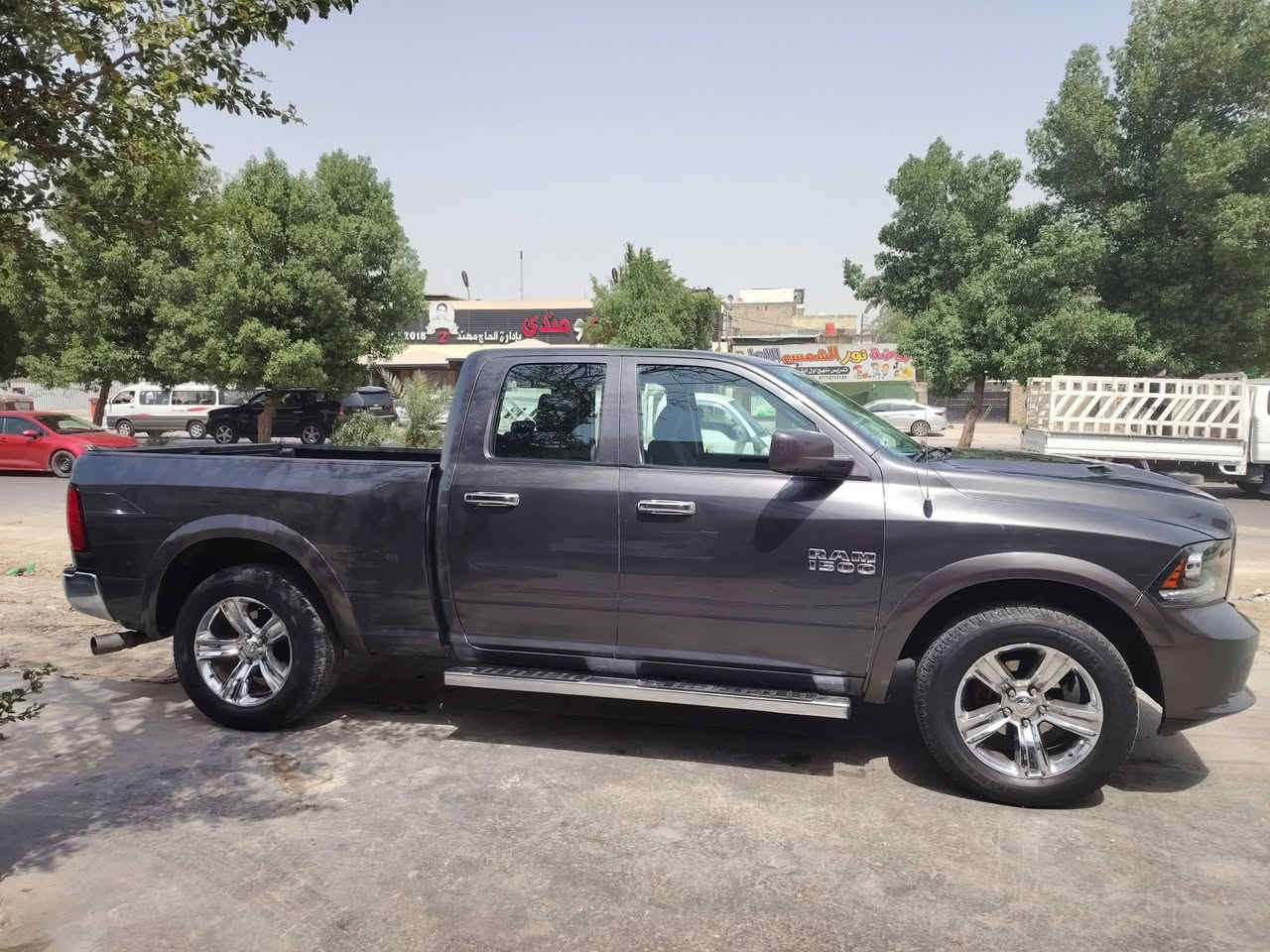 اسلام عليكم اريد امراوس اباب طويل بدي صقير  رقمه بغداد دولي رقم تليفون
***********
