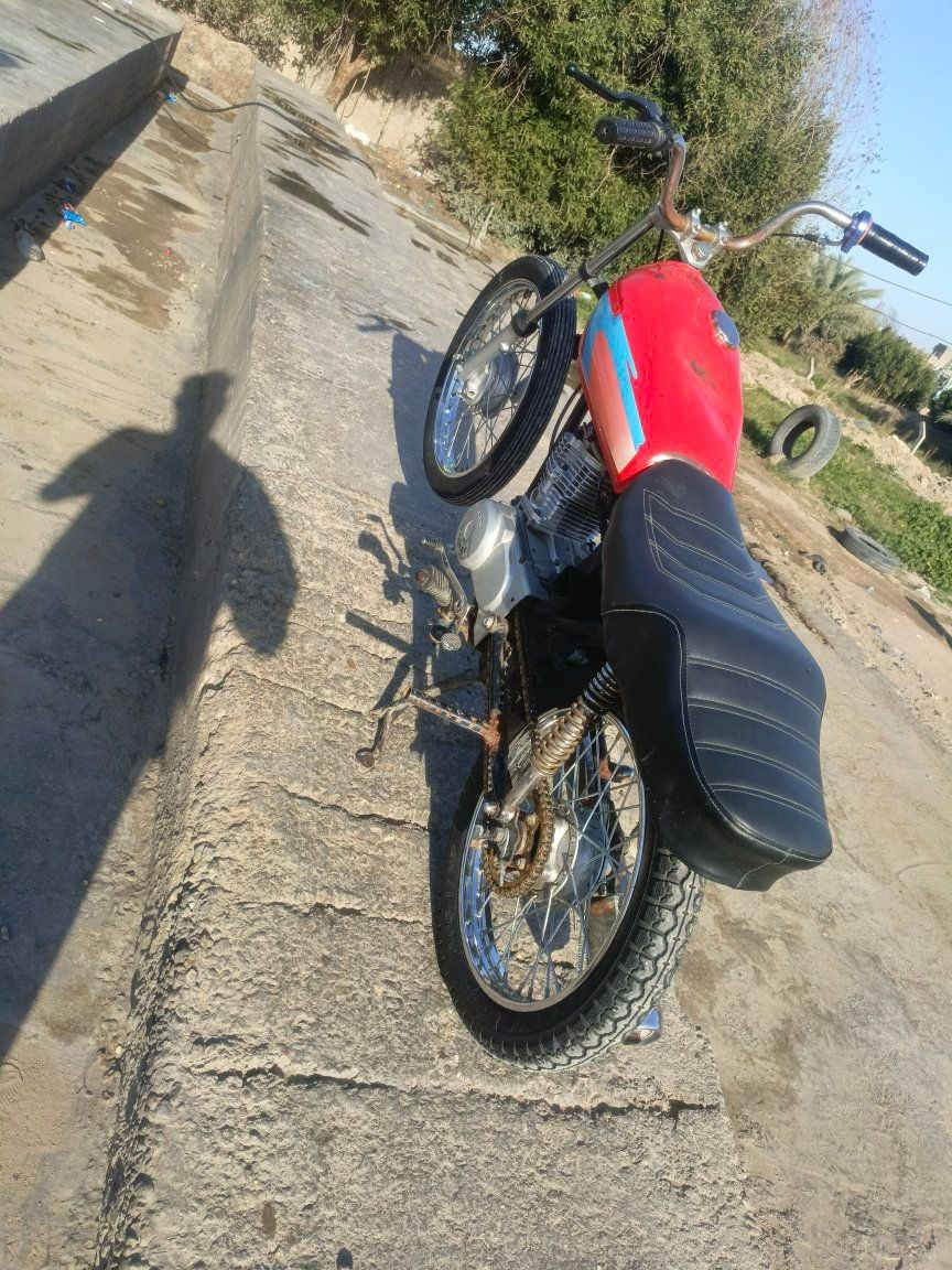 انتنس كلك للبيع
مكان بابل القاسم 
السعر 300 وبية مجال
***********
