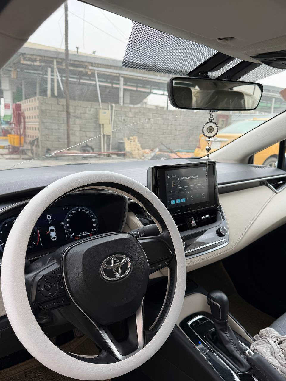 TOYOTA كورولا موديل 2024
بيها ضمان خليجي وكالة شركة SAS
فول مواصفات
بصمة
2 مفتاح أصلية
فتحة سقف
ماشية 27 ألف
السيارة مكفولة
عدا بارد خفيف بباب الصدر

مكان السيارة: بغداد – الحرية
رقم الهاتف: ***********
رقم أربيل باسمي: هزة – 2027

السعر: 189
