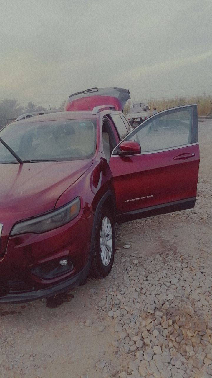 سلام عليكم جيب بزون البيع موديل ٢٠١٩ مكفول ماعده البنيد مصبوغ فقط مكينه ٢٤٠٠ ماشيه ٦٠ السياره ابدل سستم ايرباكات راجعه ابلاد كشن مخمل السياره جديده ماعوزها شي تخم تاير حداديه جديده سعر ١٤٠ الشراي يتصل *********** العنوان بابل شوملي السياره بسمي
