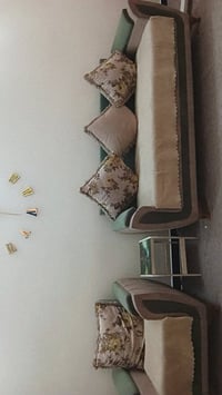 تخم 10 مقاعد نظيف ما بي كسر بالشرطة الخامسة ب 250 07722448845