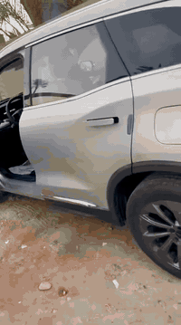 السلام عليكم سيارة بايك ع وضع الشركة بدون لوحات عارضها ب170 ورقة وبيها مجال قليل مكاني بغداد وبأي محافظه تترقم عادي للأستفسار ***********

بايك x7  موديل 2025 
السياره حره 
زيروو {{بدون لوحات}}
نظام التعليق الماني 
مقاعد اماميه تدفاه وتبريد
تبريد قطعتين 
خزن ليموري 
تدفء ستيرن 
بانزاما 
جنطه كهربائي 
وضع تبريد الاطفال 
تسجيل كامره 
8 ايرباك 
حساسات اماميه و خلفية 
رادار ضبط المسار 
رادار التصادم 
كامرات 360 
مراقبة النقطه العمياء 
ضبط الكامره علوجه لمنع اي احد تشغيل السياره 
محرك 1500 تيربو  185 حصان 
محرك ميتسيبوشي ياباني 
كير ياباني شركة ايين 7 سرعات 
ضمان 6 سنوات 
صيانه وتبديل دهن 2سنه مجاني
لون سلفر
