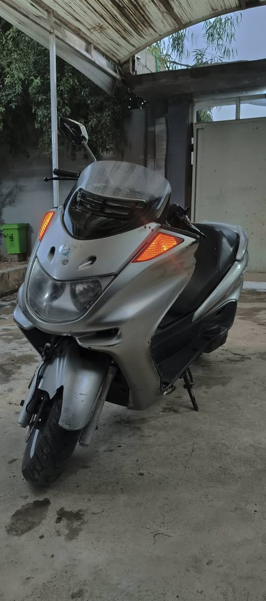 ماطور ماجسته نضيف كلو شغال وايرمنيه سلف بك لايت معدل فول سعر 400 /***********

