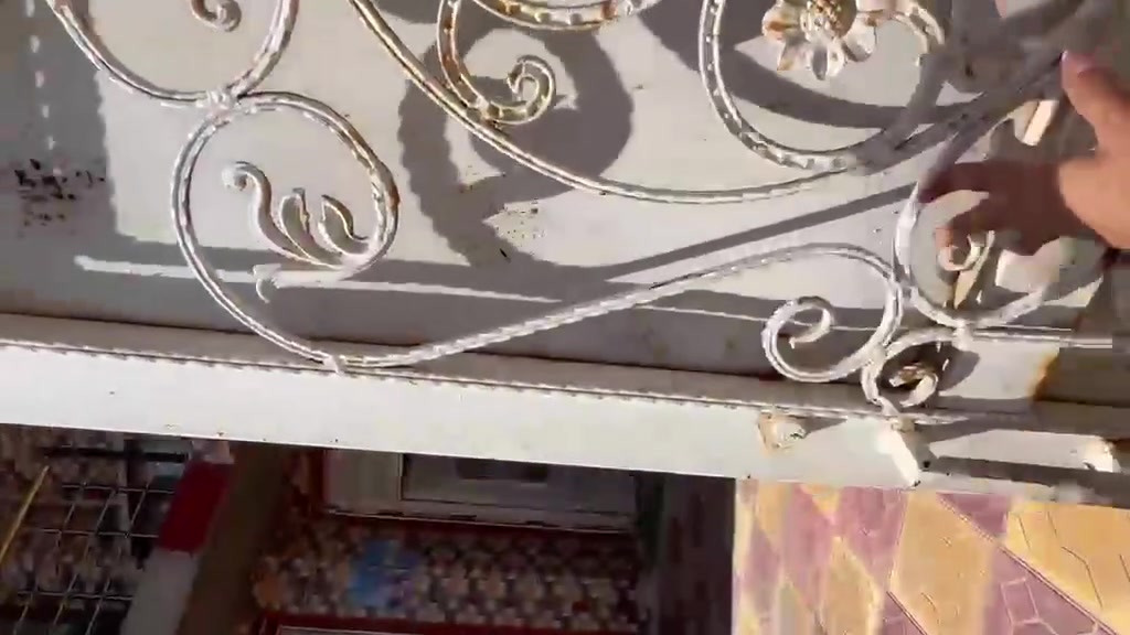 السلام عليكم
عندي بيت للبيع مساحه 220 متر 
طابقين يتكون من اربعه غرفه نوم
وصاله ومطبخ ومجمع صحيات بكل طابق
وهول بكل طابق
سند 25
سعر 110

العنوان حله  ورديه خارج


**إذا كنت صاحب هذا الإعلان وتريد حذفه لأي سبب، رجاءا أرسل رسالة إلى الدعم الفني**