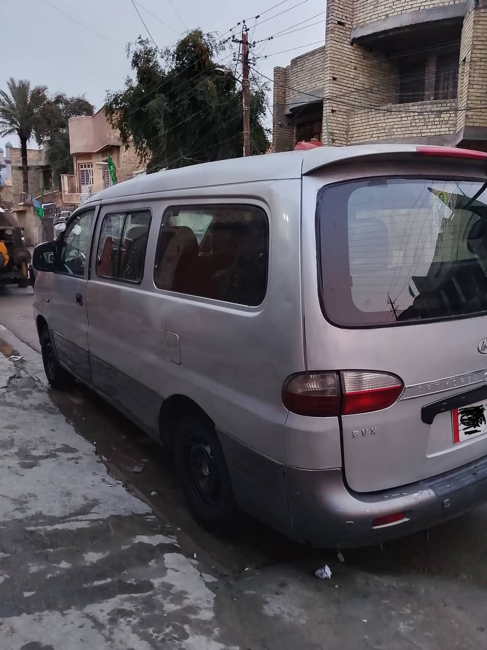 السلام عليكم ستاركس 2001 للبيع مكينه وكير كاز سوبر جدد مال حاويه اكسل وكاردن  جديد صدر جديد تخم تأير جديد مشط ستيرن جديد السياره كله جديده شوف العين رقم ديالى الماني سنويه عضم عاج تحويل مباشر السعر 52 ورقه المكان بغداد 
***********
