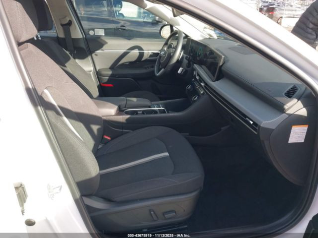 🔴 اعلان مزاد  🔴
~~~~~~~~~
🚘نوع السيارة :  2025 HYUNDAI SONATA HYBRID SEL

🔍الفئة: SEL

❌الحادث او الضرر : كما موضح بالصور  

🚀حجم المحرك :   2.0L I-4 DI, DOHC, VVT, 150HP

⚙️السلندر: 4 

🛞 نظام دفع المركبة:  Front Wheel Drive

💰#السعر : حسب المزايدة  

🗒تاريخ مزاد السيارة :# 20/1/2026

لحضور المزاد الرابعة عصرا لدى مكتبنا ‼️ 
*********************************************
*********************************************
☑️عنوان النجف الاشرف / المناذره /بدايه شارع الحيره..
☎️للاستفسار والاتصال على الارقام التالية ☎️: 
مكتب ياسر العبايجي للمزادات الامريكيه
***********
***********
_________________
🏦 مكتب ياسر العبايجي للمزادات الامريكية والكندية لتجارة جميع انواع السيارات الوارد الامريكي 🇺🇸والكندي 🇨🇦 
 اختصاص مزاد( COPART ,IAAI, MANHEIM)
