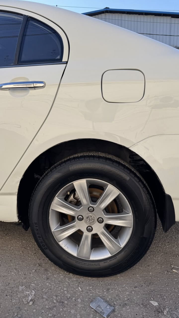 ليفان 620 موديل 2013 رقم نينوى صبغ شبر بالبونيد فقط للتواصل *********** وبي واتساب غير متواجد على الفيس
مكانها موصل
