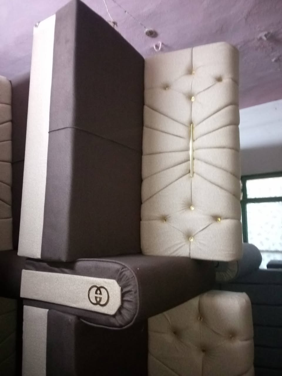 بًسِـمً أّلَلَهّـ أّلَرحًمًنِ أّلَرحًيِّمً
تم وصول حاوية كاونترات + تخم «جديد» 
 يتوفر
كاونترات متر ونص + مترين + مترين ونص 
تخم 7 ونص متر و 15 متر 
المكان ذي قار قلعة سكر حي العسكري مقابيل حسينية جيش المهدي «عليه السلام» 
التواصل مع الارقام التالية 
***********
***********
او على صفحه الفيسبوك قاسم طعمه 
او معرض التساهل لبيع الكاونترات 
أّهّـلَأّ وٌسِـهّـلَأّ بًيِّکْمً 
🌹🌹🌹🌹🌹
