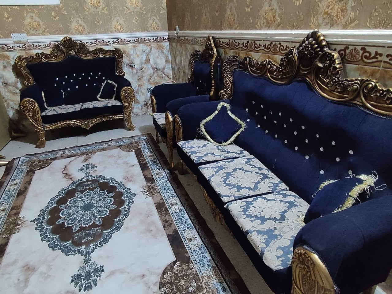 ✅ البيع نقداً أو بالتقسيط المريح
✅ يشمل الموظف والمنتسب والمتقاعد

✨ طخم  مستخدم نظيف  ✨

🛋️ خمس قطع 🪑 10 مقاعد
📍 الكوت – دور المعلمين
📞 *********** | ***********
