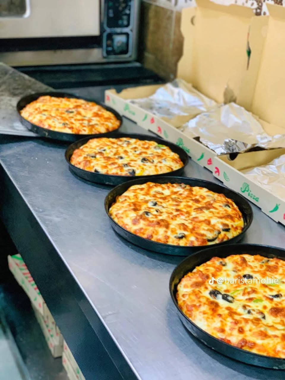 عرض  خاص بيزه مطعم بابا ريزو 
سعر3500  واسط 
العنوان -- العبيدي -- شارع المحافظ 
الرقم المطعم /***********
