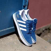 أديداس لوس أنجلوس • مقاس ٤٢ • نظافة ٩٨٪