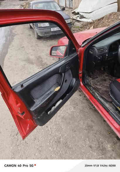 أوبل فكترا ٢٠ موديل ١٩٩٠ سيارة جاهزة محرك شرط تخم تايرات باتري جديد جامات كهرب باور صبغ مابيها بس الدوائر رقم اجنبي بيها هزا شرط التحويل السعر ٣٩ $ رقم الموبايل ***********
