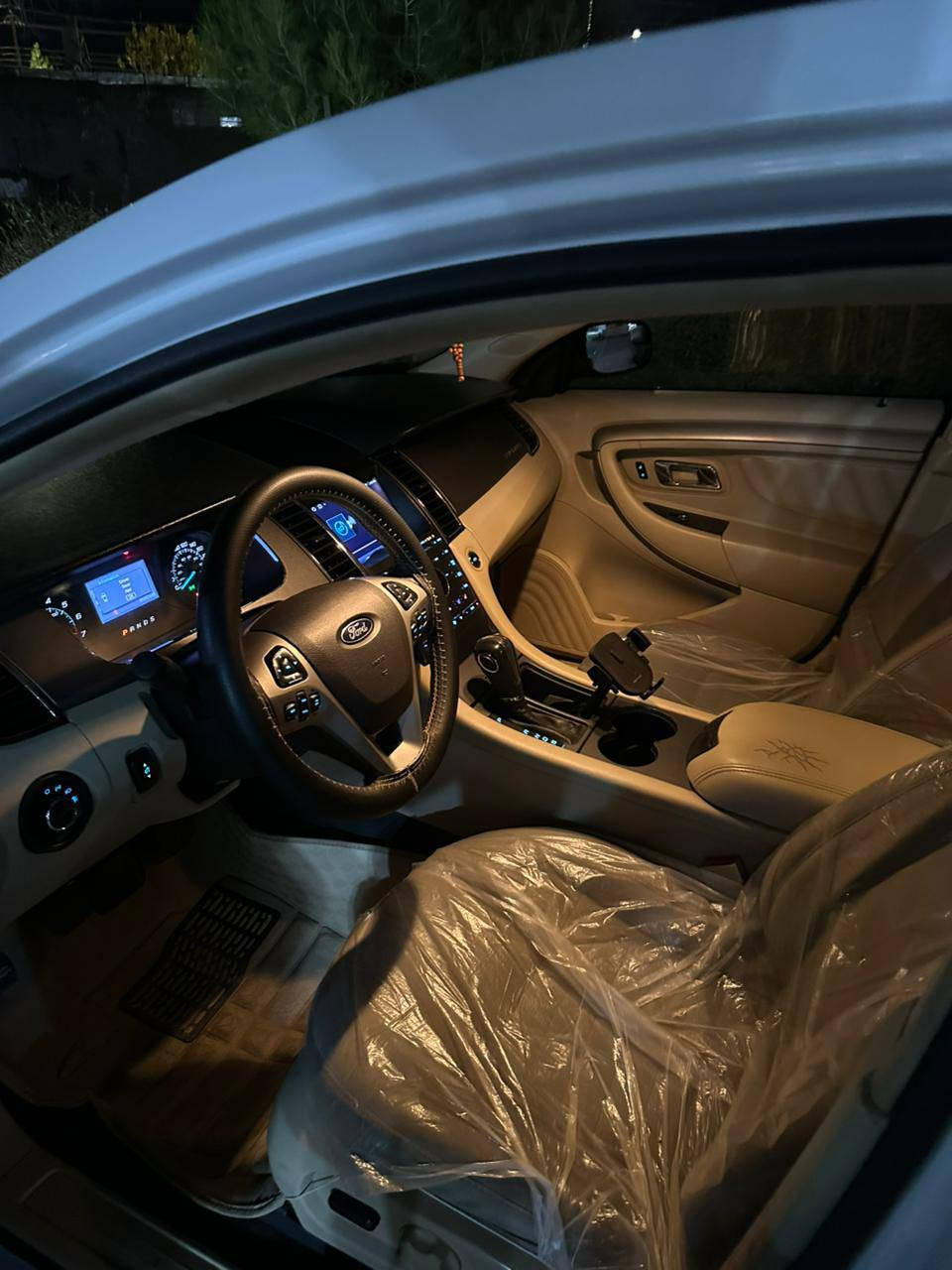 فورد توریس2013  سفری نیڤا  مواسەفات SE 
بێ بۆیاخ
 ٩٦ هەزار میل رۆشتوە
 گێر مەکینە بەشەرت
 بەس واتەر پەمپی گۆراوە

سعر لە کۆمێنت داوابکە ڕاستەخۆ بۆت دیت 📩 

 سەیارەکە زۆر تازەو پاک ماووەتەوە هیچ مەسرەفێکی تیا نییە سەنەوی تا ٢٠٣٠ تازەیە 

ژمارەی خاوەنی 
***********
