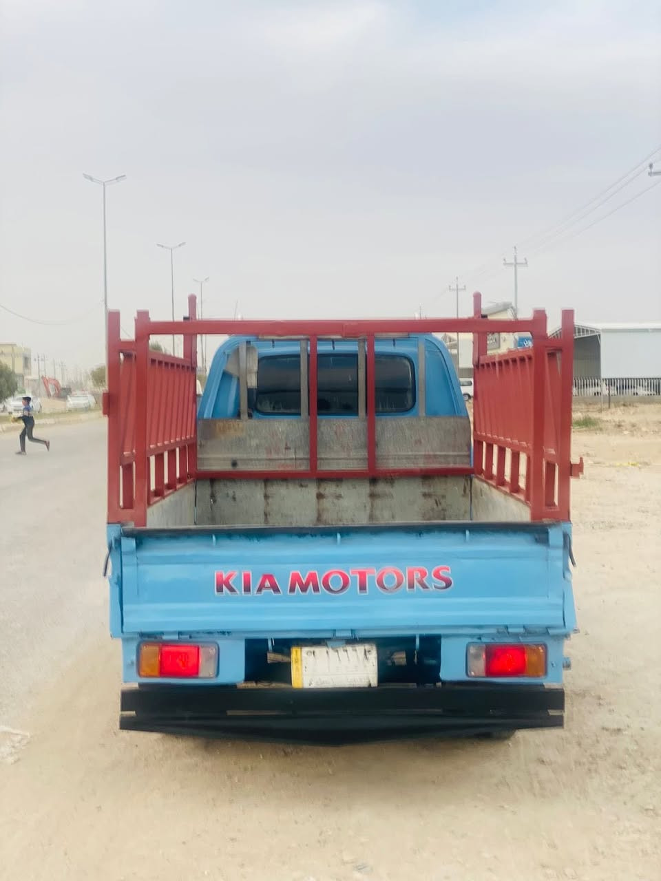 السلام عليكم للبيع كيا بنكو موديل ١٩٩٥مكفوله كير محرك باور شاصي رقم قادسيه السعر ب٥٧وبيه مجال السياره بس الكصه بيه صبغ والباقي مكفول للستفسار ***********ملاحضه السياره ترهم مراوس بكيا قديمه فونتيره حتى لو تعبانه
