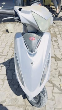 كامكو جي فور • بلادية • حاوية