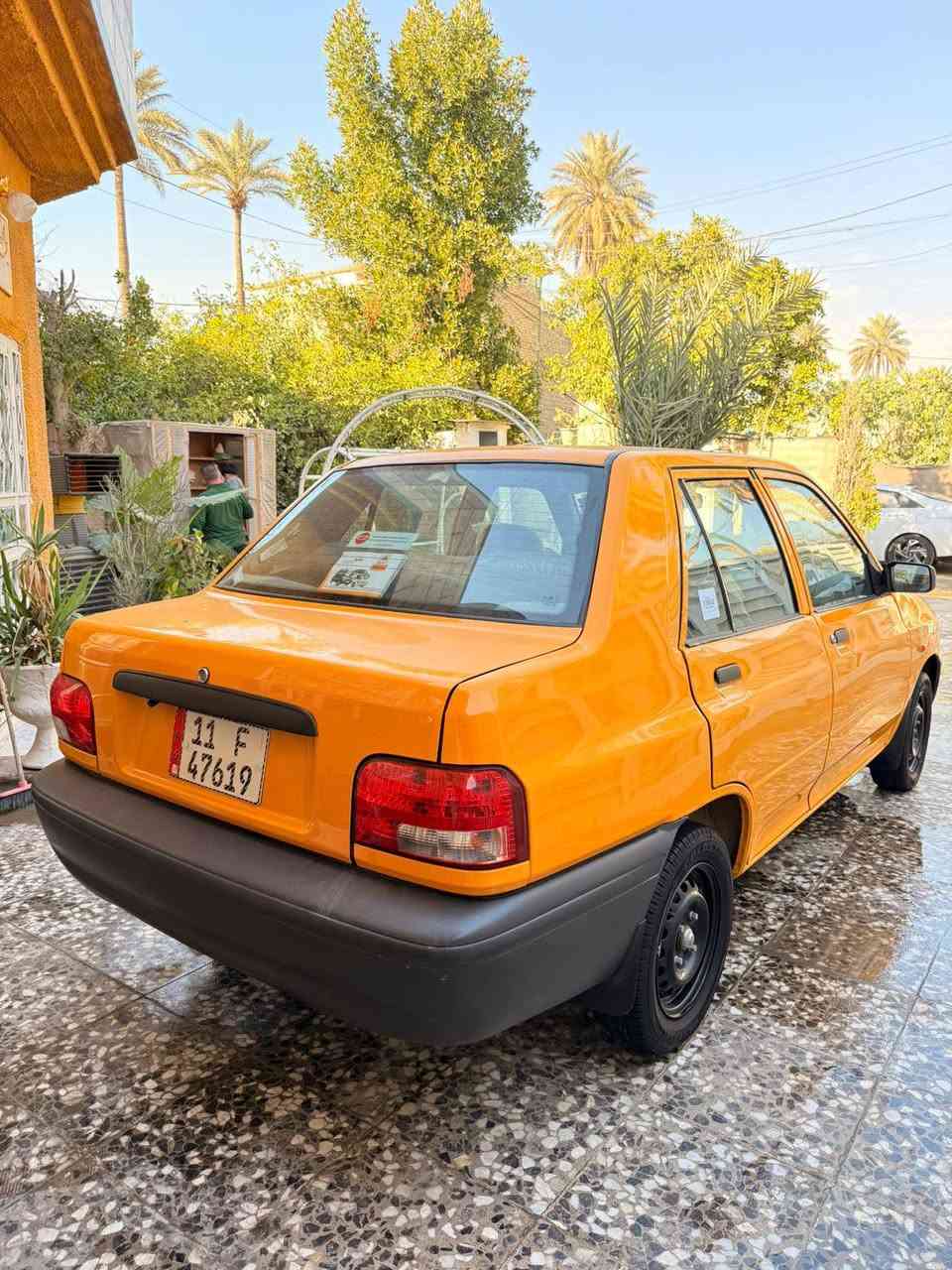 سلام عليكم حبايب سايبة موديل 2025 بعدهة على وضع شركة ماشية  17 الف كفالة عامة من صبغ وتبديل.سعر 74 قفل من الخير  رقم بغداد غاز بانزين *********** العنوان بغداد
