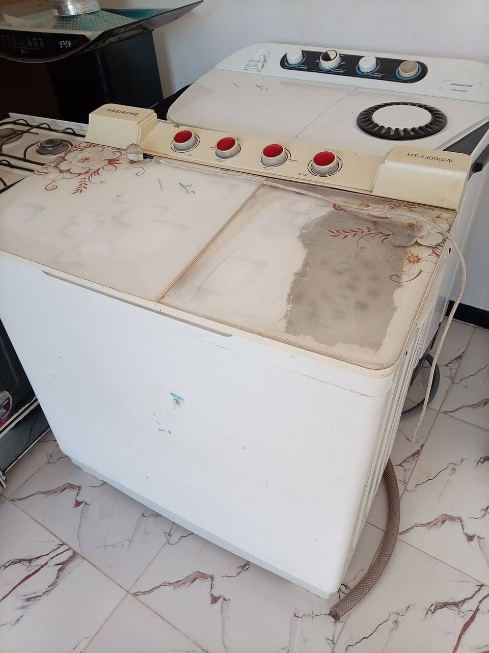 للبيع الاستفسار على هذا رقم ***********
