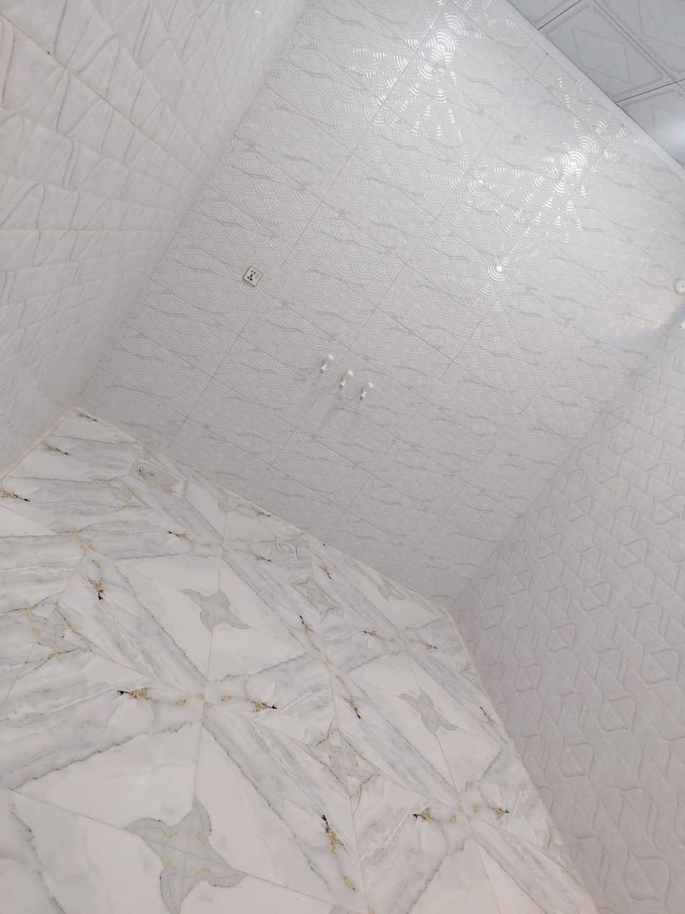 تفاصيل داخل الفيديو مكلف مكلف بلنشر ***********
