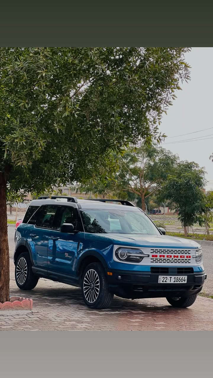 🐎 فورد برونكو 2023 sport
مواصفات  heritage 
فور ويل 4 AWD
‏ABS,TC,GPS,navigation,wifi,bluetooth,
سياره ماشية فقط 22 الاف
بجم سليم
ستيرن هيتر  بريك كهربا
بسمه شاشة و كامرة دوارة
كاميرا امامي  
حساس خلفي  
لايت زنون،بك لايت ليد 
فول رادارات جانبي وامامي 
محرك 4سلندر تيربو 2000 كلش قوي 
5 انضمة قيادة  
ضرر ❌// ضرره شوية من باب الخلفي و جاملغ خلفي 
بجم سليم
ارباكات فقط صفاح مرجعينة سستم 
❌ماشيه فقط 22 الاف مايل
عنوان كركوك
 للاستفسار ***********
