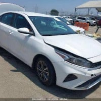 من رخصة الادمن المحترم❤️  السلام عليكم  فورتي للبيع 23 ماشيه 65 الف كي...