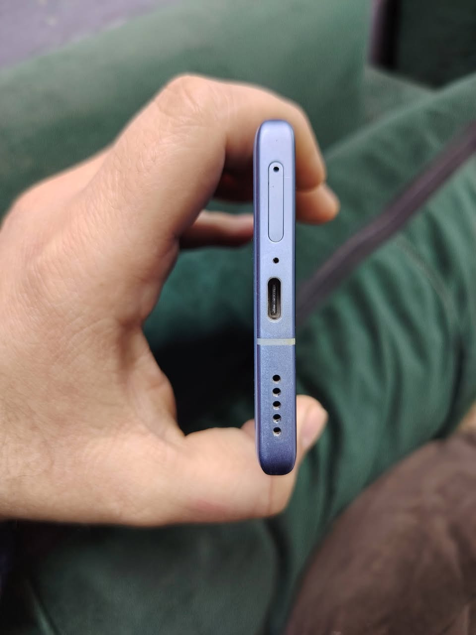 السلام عليكم جهاز فيفوx90 جهاز فوول الفوول معالج عملاق دايمنستي 9200 بالبوبجي 120فريم  ذاكره 256 رام 12+12 بالشحن فوول مايصرف الجهاز شخط مابي ماعده عدسة الكامره مكسوره  للبيع او للمراوس


**إذا كنت صاحب هذا الإعلان وتريد حذفه لأي سبب، رجاءا أرسل رسالة إلى الدعم الفني**