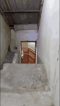 شقه للايجار 
طابق اول درج معزول
القبله شارع المدارس
غرفتين منام ومطبخ وحمام 
وأستقبال وصطح
مطلوب عائله صغير وموضف
الاجار 350 قفل 
***********
