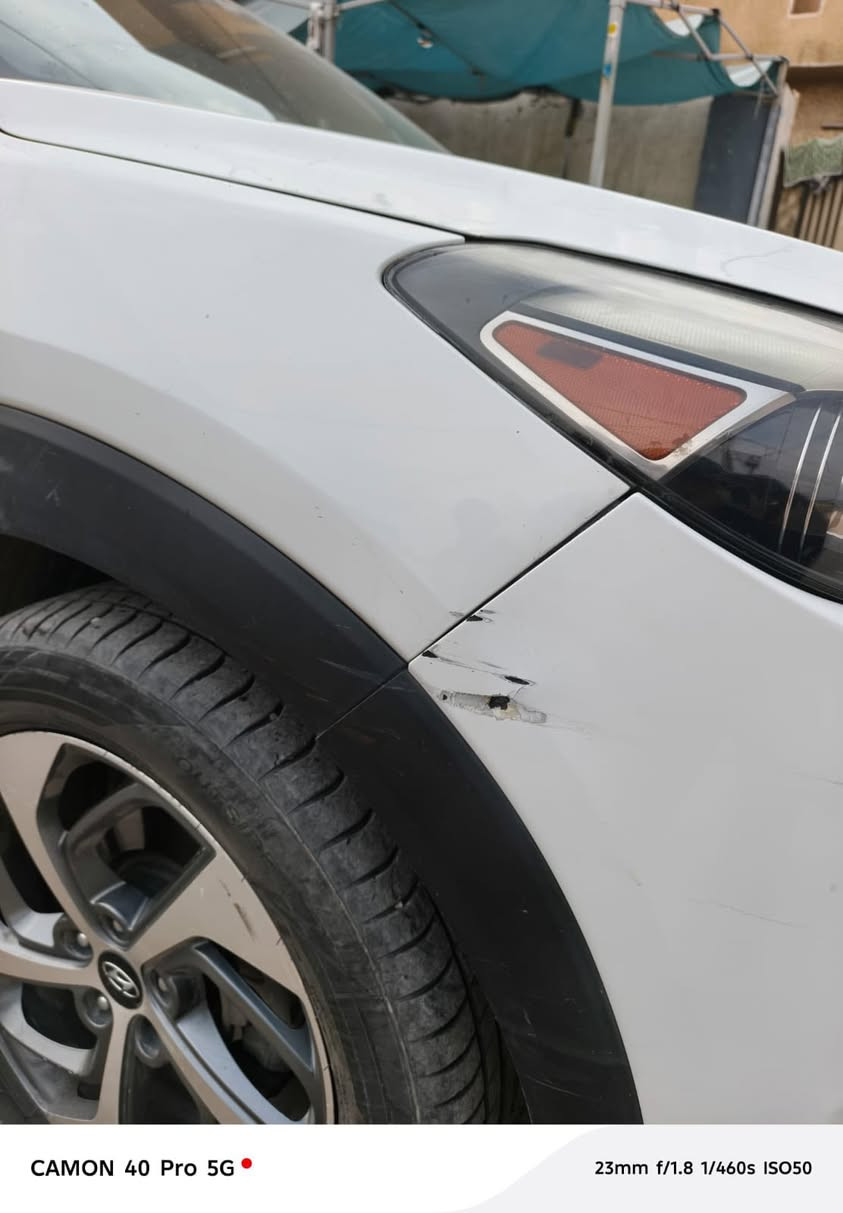 توسان2017امريكي
حادثه فقط دعاميه مبدله 

مبدل بيه كاز كيت  
 
فقط طخات بسيطه موضحات بلصور

بغداد الزعفرانية 

السعر ١٥٩

***********
