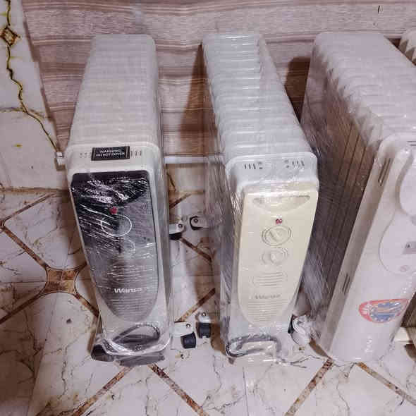 البيع صوبات زيتيه  باله اخت الجديد كويتي شرط شغل  ام لفان  احجام ونوعيات مختلفه سعر  لوحده 60 / العنوان بصره تاميم  / للاستفسار ***********/  متوفر  توصيل
