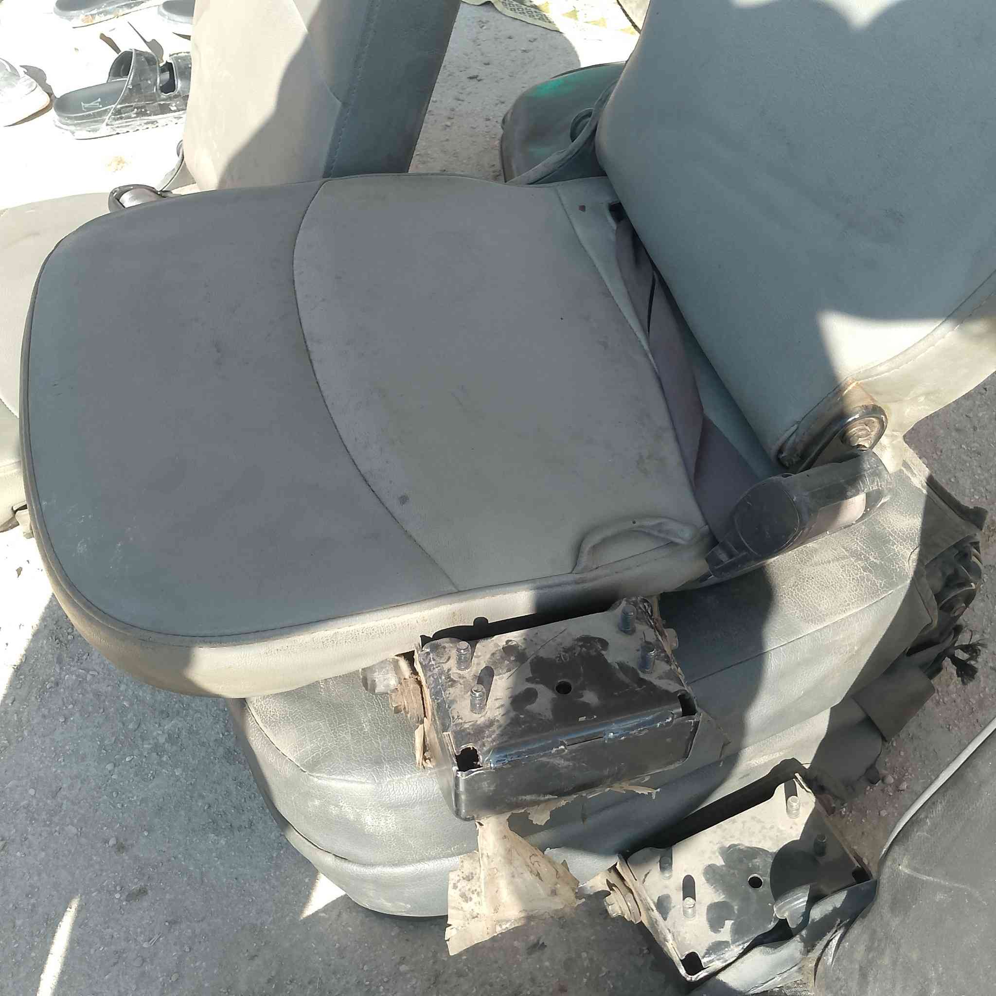 السلام عليكم كشنات مال ستاركس 2007للكوستر السعر 160الواحد وبيه مجال الاستفسار ***********
