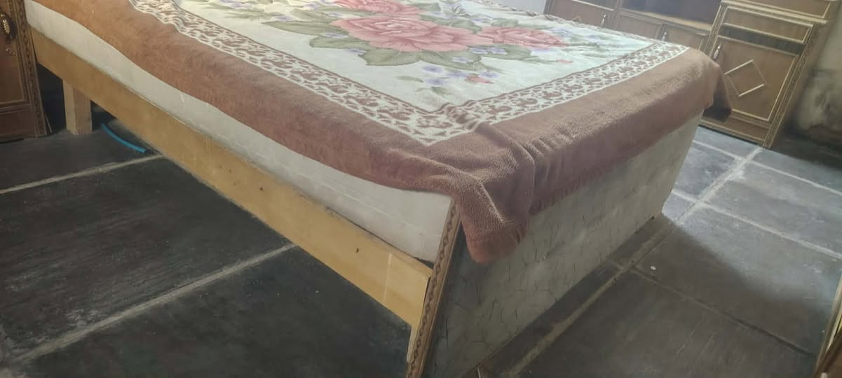السلام عليكم غرفة نوم جديدة تسكام سعر مليون ونص بيها مجال المكان بابل @إشارة


**إذا كنت صاحب هذا الإعلان وتريد حذفه لأي سبب، رجاءا أرسل رسالة إلى الدعم الفني**