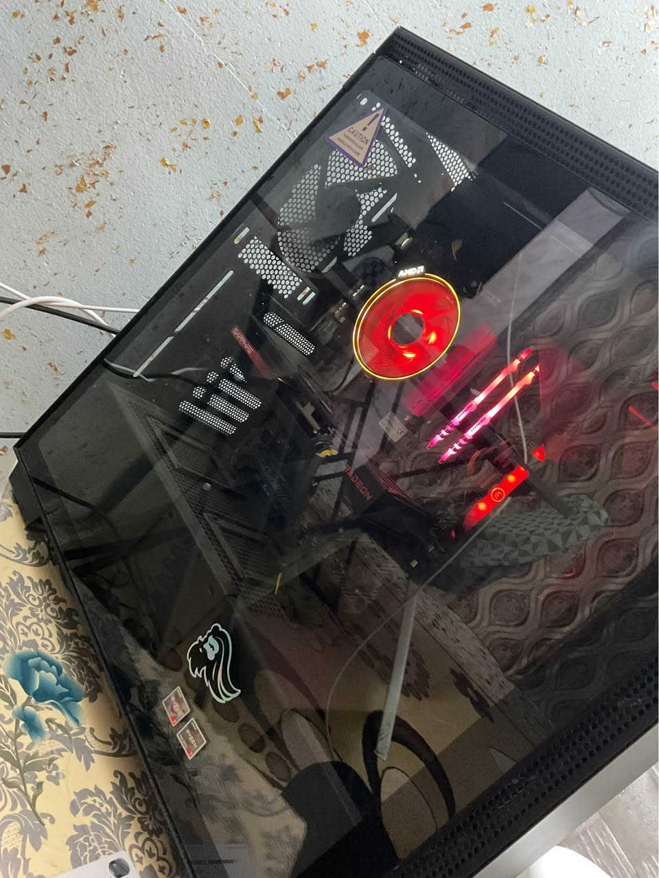 16gb HyperX RGB  3200 
CPU Ryzen 7 3700x 
 MSI B450 TOMAHAWK MAX
Thermaltake 750W RGB 
GPU AMD RADEON RX7600 8GB
‏M.2 512 GB 

 Case NZXT H710 
‏+4 FAN NZXT
وياه ماوس وكيبورد ماوس E-YOOSO
وكيبورد TMKB T68SE
مكاني بغداد النهروان بعقوبة, ديالى


**إذا كنت صاحب هذا الإعلان وتريد حذفه لأي سبب، رجاءا أرسل رسالة إلى الدعم الفني**