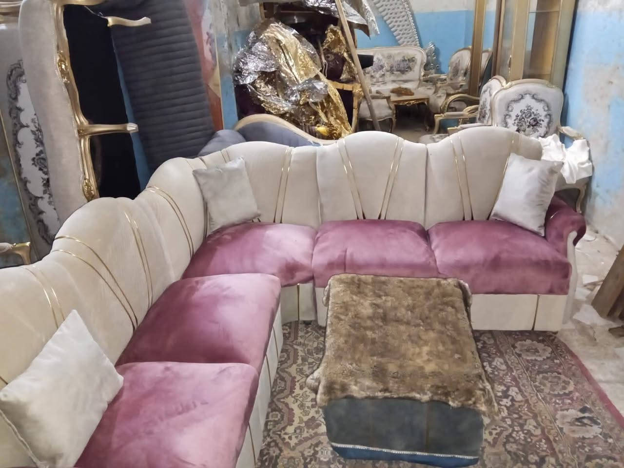ركنه 220*220
خشب زان ثقيله شغل عبوات وسفنج تستحمل سنين
ربنا يبارك لصاحب النصيب


**إذا كنت صاحب هذا الإعلان وتريد حذفه لأي سبب، رجاءا أرسل رسالة إلى الدعم الفني**