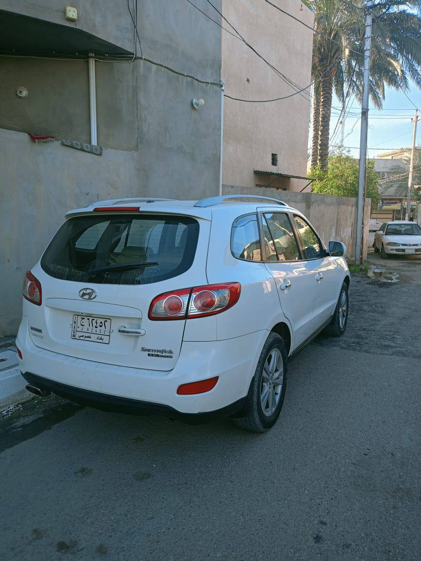 2012
6 سلندر
بيهة ضربة بكد جف الايد بالجامرلغ الامامي مصلح عالبارد فول مواصفات بانوراما بصمه رقم الهاتف ***********
