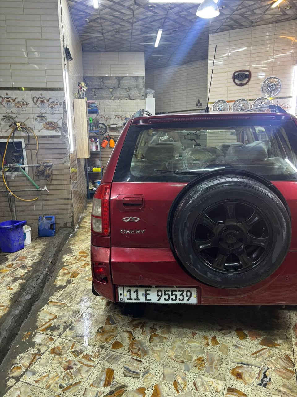 السلام عليكم
شيري تيكو 2013
رقم بغداد الجديد تحويل ثاني يوم
السياره نضيفه بس بيها بعض الملاحضات البسيطه
مكينه كير مكفولات عدا تبخير بسيط بدون تنقيص
تبريد ثلج
سياره ترايها وين متريد
مواصفاتها معروفه
السعر ٥٢
للاستفسار 
***********
مكان بغداد شعب
