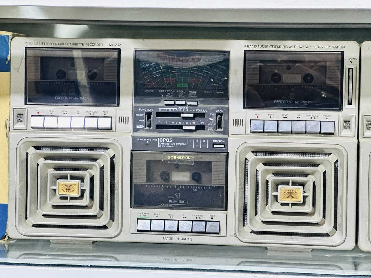 غراض للبيع السعر على واتساب رجان *********** تحياتي الكم
