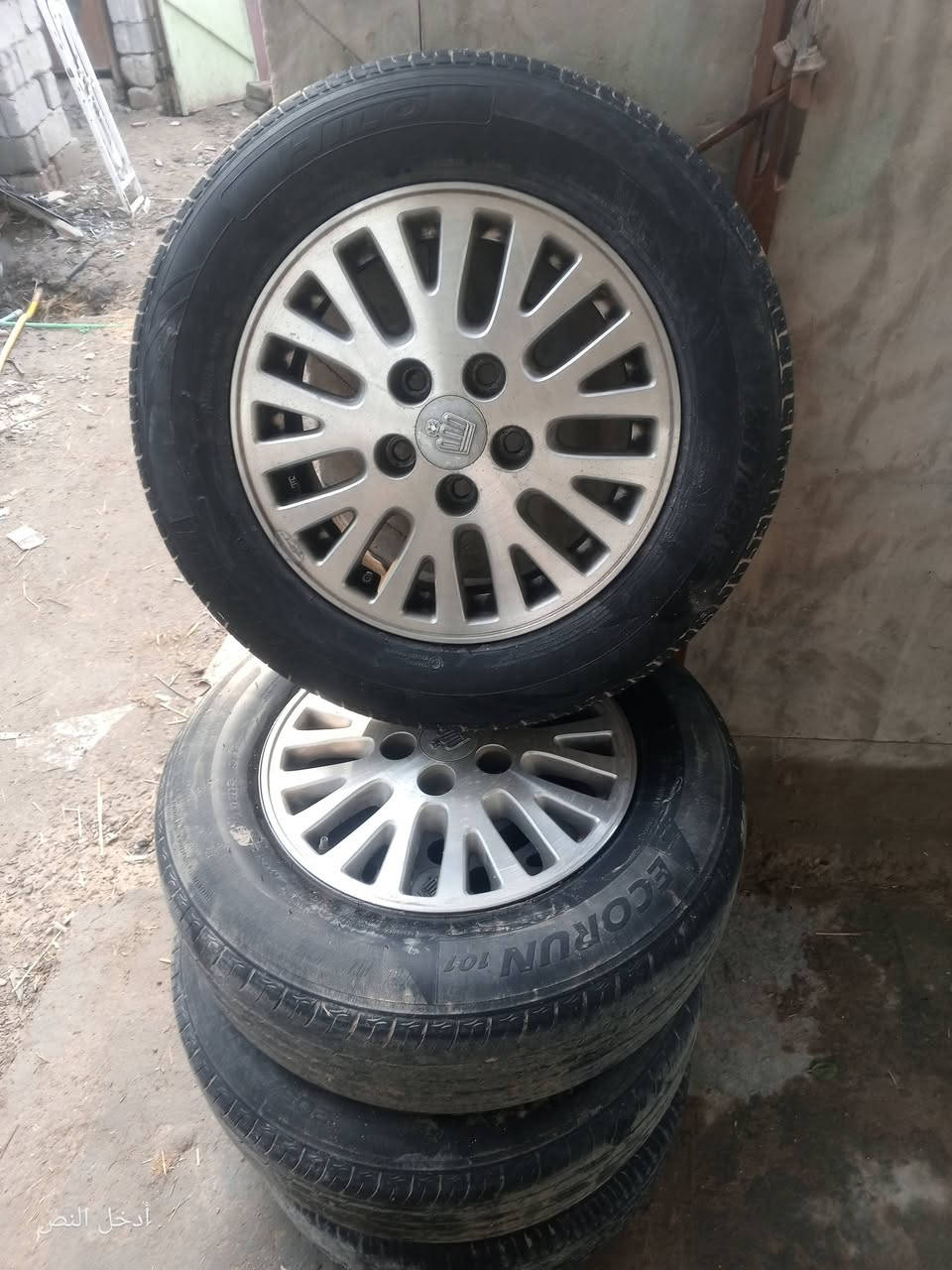 سلام عليكم من رخصت مدير الكروب وياله حصيره ملكه مع التايرات للبيع المكان النجف  السعر خاص او اتصال عل رقم ***********
