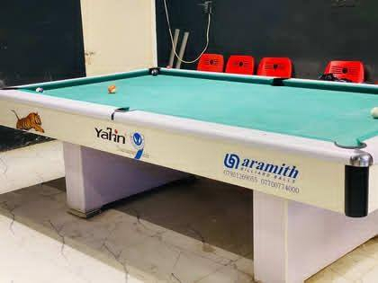 مكلف بالنشر
ميزين يلن نضافه 90 بالميه للبيع مكان نجف شراي خابرني 

***********
