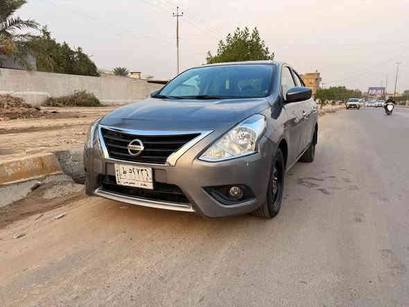 نيسان فيرسا  للبيع
الموديل 19
فئه SV 
محرك ١٦٠٠ دبل نوزل
شاشة 
كاميرا خلفية 
مثبت سرعة 
اير باك سليم 
صدر جديد دسكات جديدة 
ادامه جديدة 
محرك كير تبريد مكفول 
السياره جاهزة شغل واطلع 
حادثها جاملغ خلفي بامريكا 

صور الحادث موجودة 

***********
