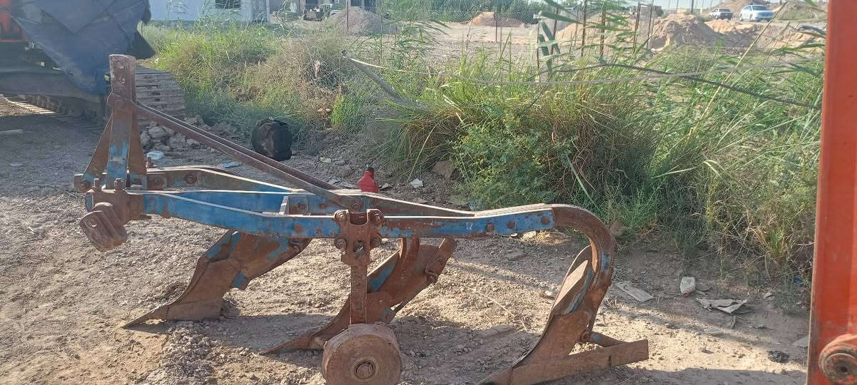للبيع فدان تركي حجم 14 ثلاثي أبو لهيلك مكاني ناصريه قظاء لرفاعي لشراي يتصل ***********
