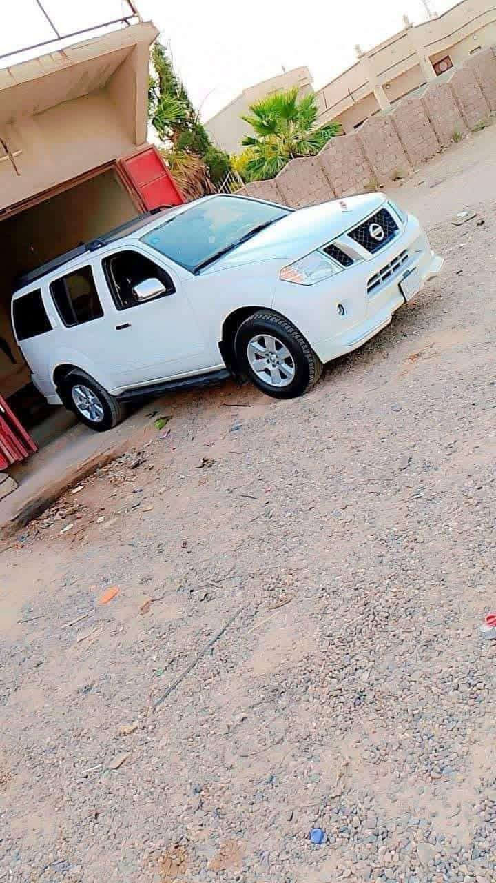 سلام وعليكم للبيع نيسان بافندر 2009 رقم بغداد  محرك وكير مال كصه تخم تاير جديد صدر امامي خلفي جديد باتري جديد تبريد ثلج ٣ قطع دشبول ارماده فتحه سقف  
صبغ جاملغ خلفي
الاستفسار عل رقم ***********
